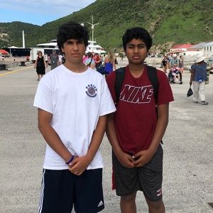 Meet your Posher, Sesha